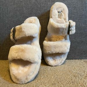 Ugg slipper